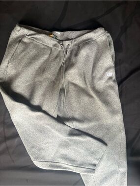 Kith Gray Sweatpants with Multicolor Tag Detail